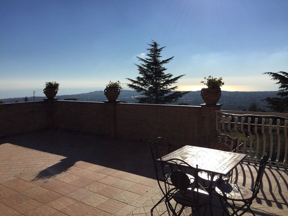 Etna View Holiday House