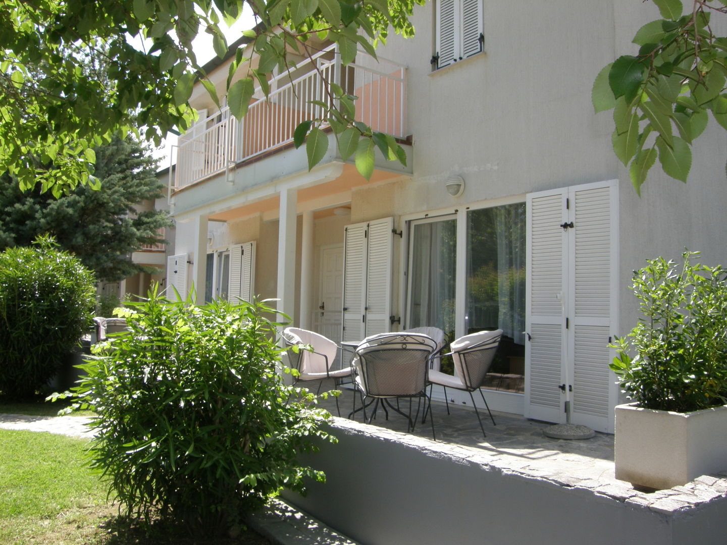 Villen Corinthia-Baska