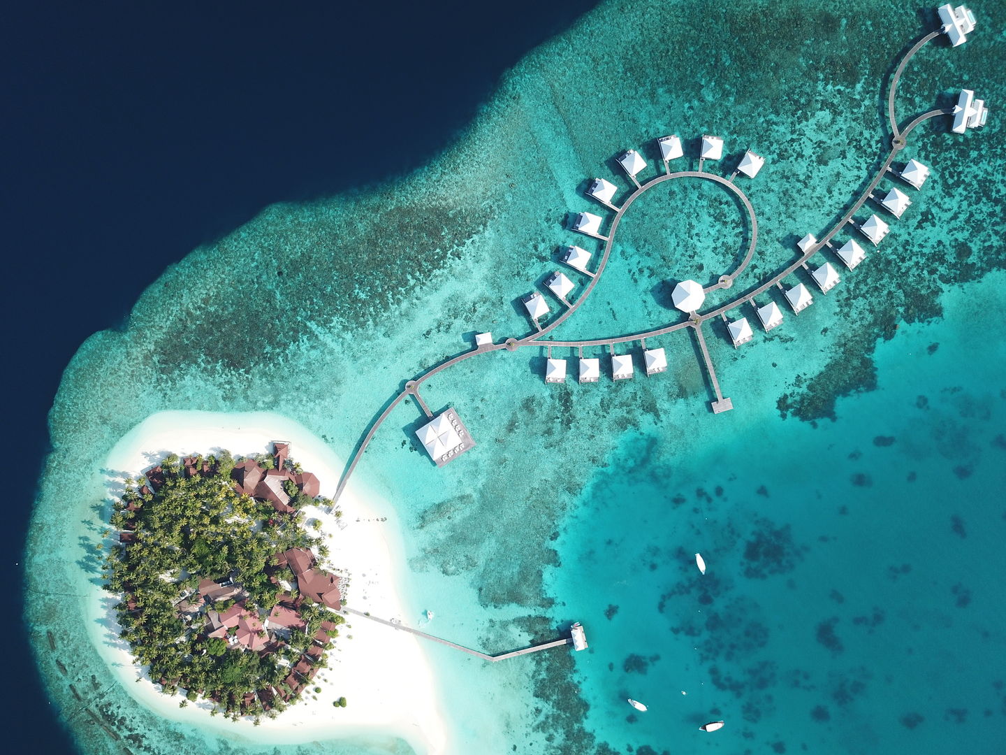 Diamonds Thudufushi Maldives Resort & Spa