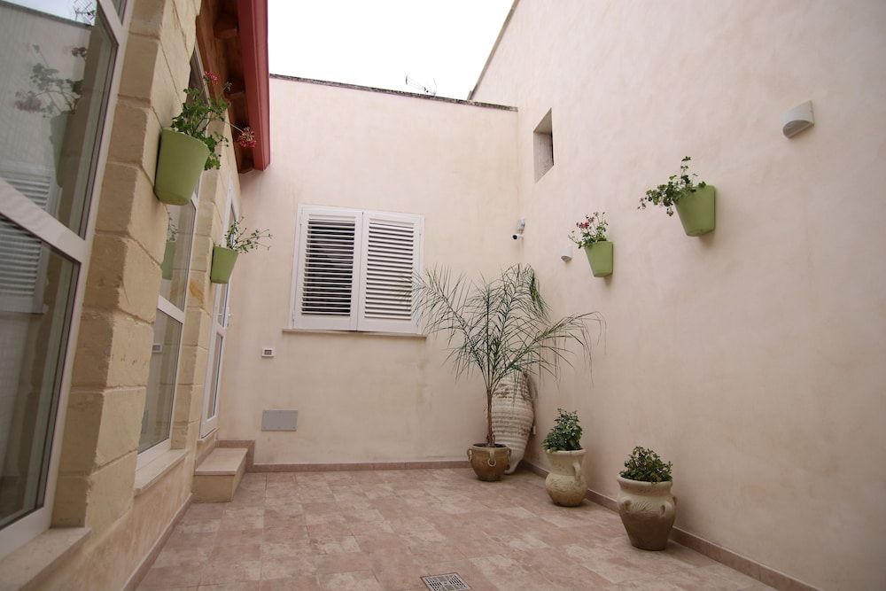 Corte Manzoni Bed And Breakfast
