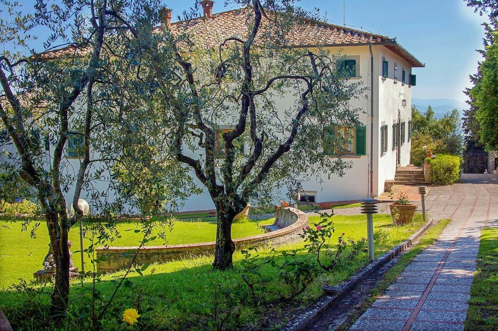 Hotel Villa Godenano