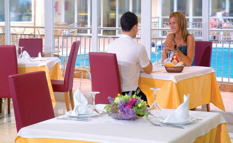 RH Casablanca Suites