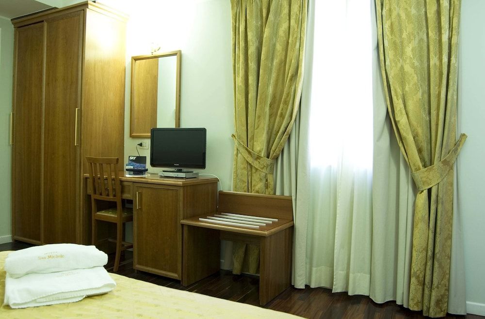 MADI City Hotel