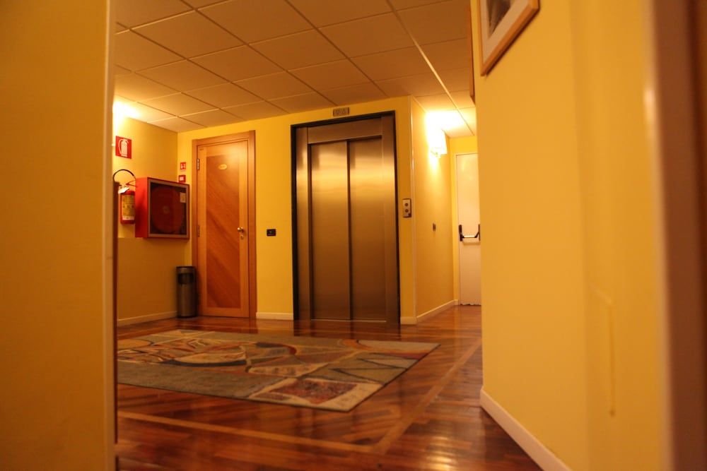 MADI City Hotel