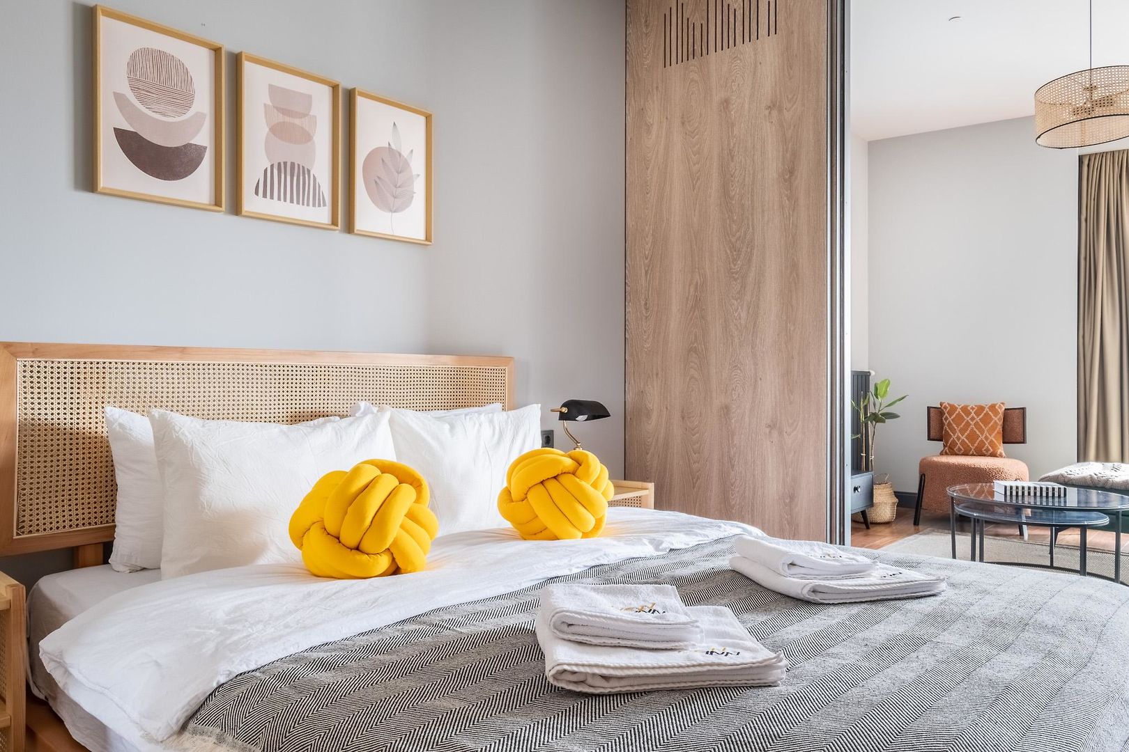 Benesta Residence by New Inn
