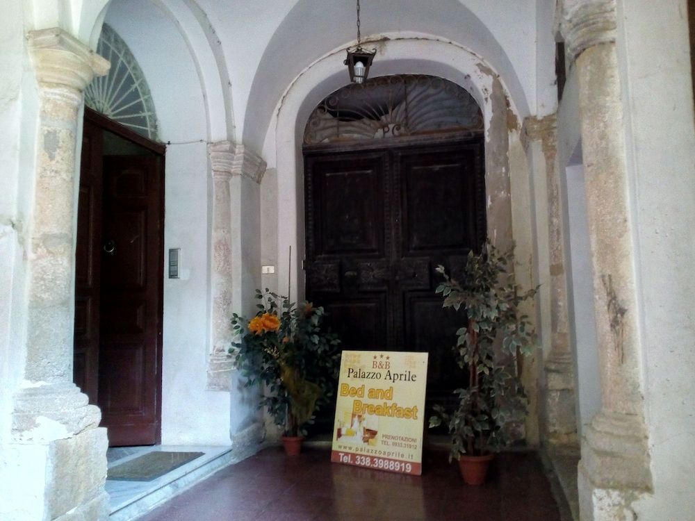 Bed and Breakfast Palazzo Aprile