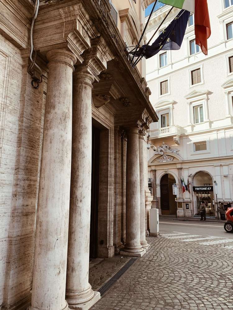 Residenza Tritone a Fontana di Trevi