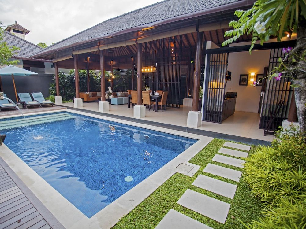 Lakshmi Villas