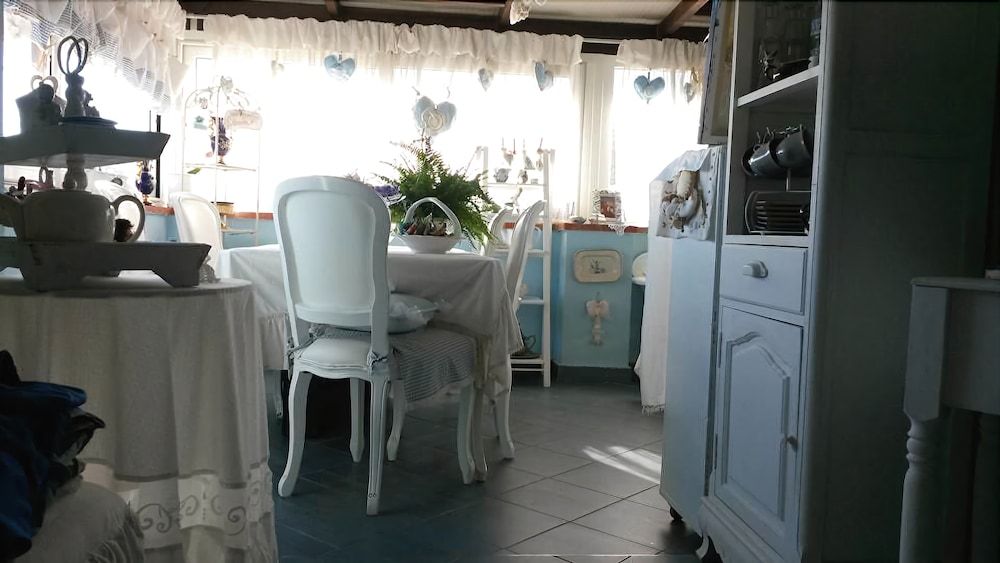 Lunartista Bed and Breakfast