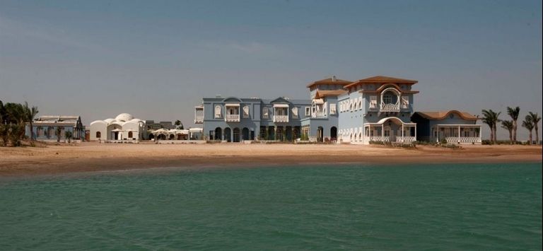 La Maison Bleue