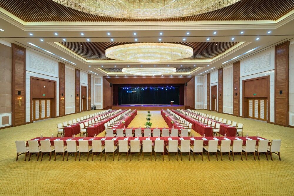 FLC Grand Hotel Samson