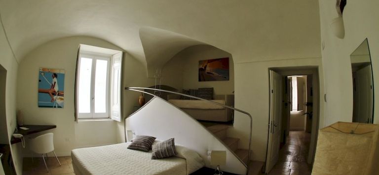 Edificio 15 House Elite