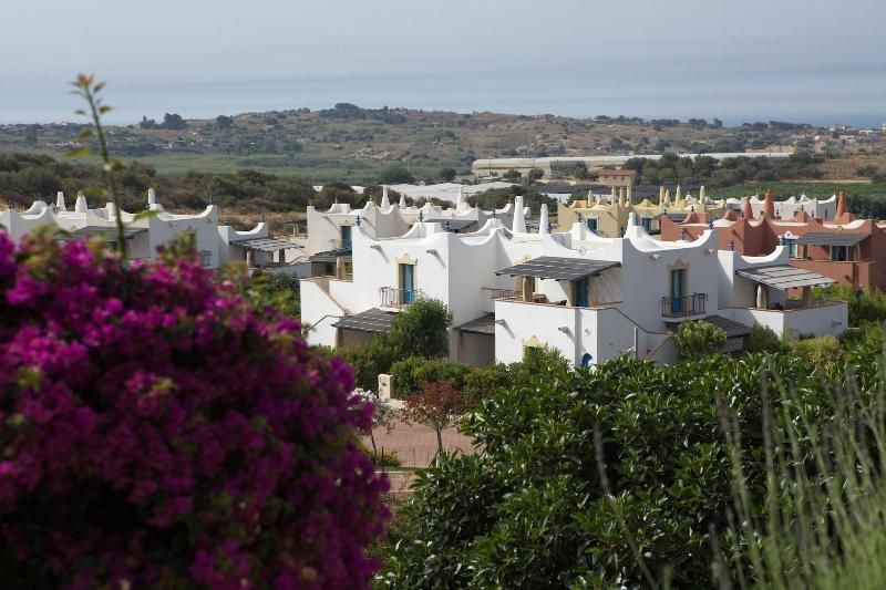 Le Ville Al Mare Di Marsa Sicla
