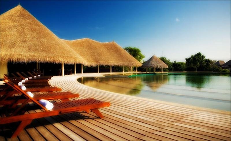 J Resort Alidhoo