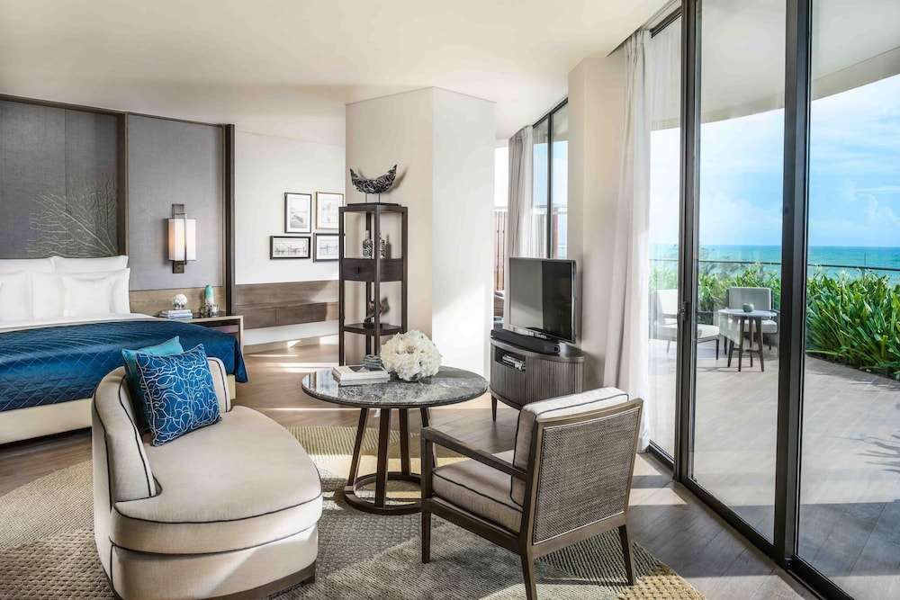 Intercontinental Phu Quoc Long Beach Resort