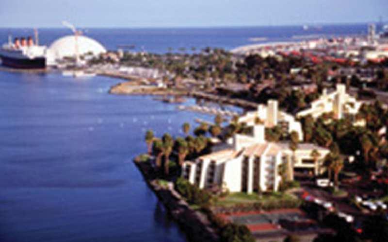 Hotel Maya - a DoubleTree by Hilton