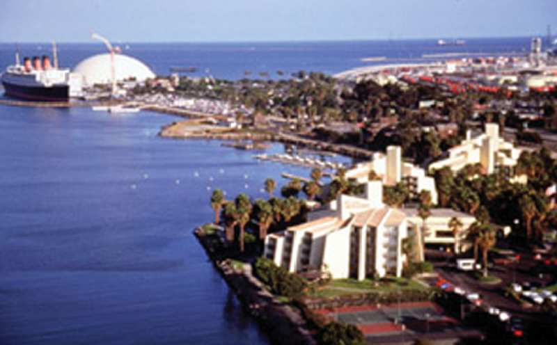 Hotel Maya - a DoubleTree by Hilton