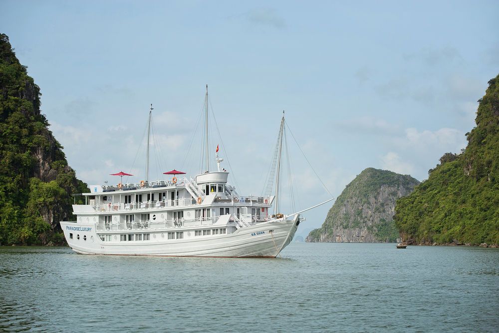 Paradise Luxury Cruise