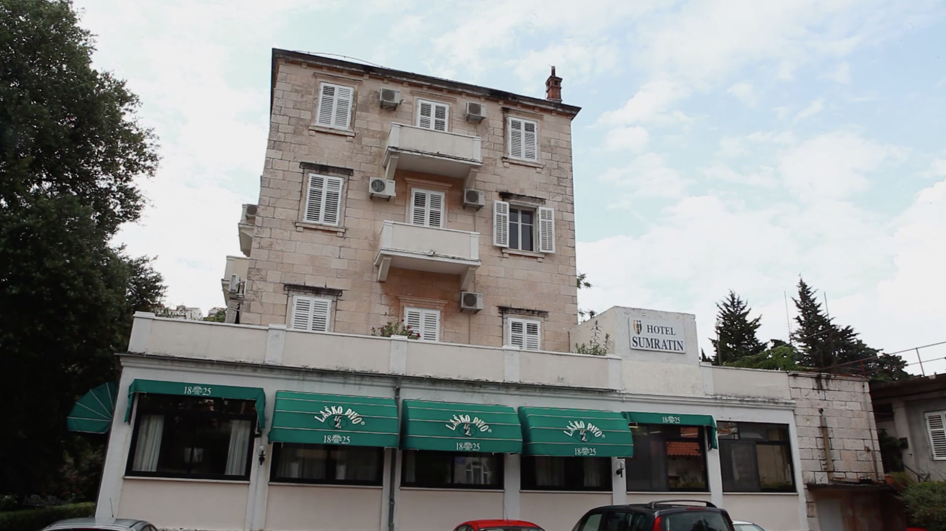 Hotel Sumratin