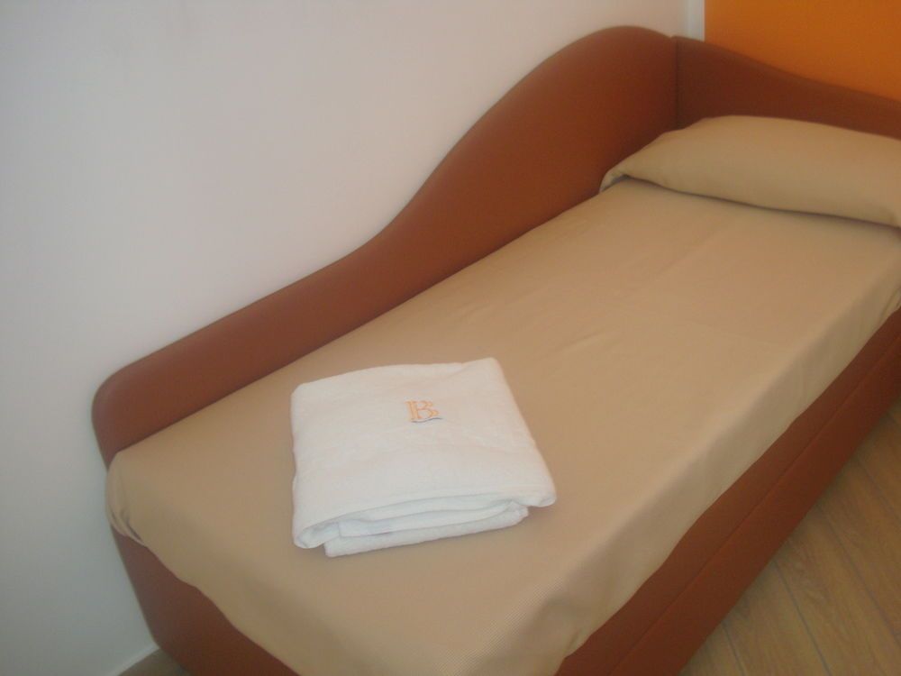 Bovio Modern Suite