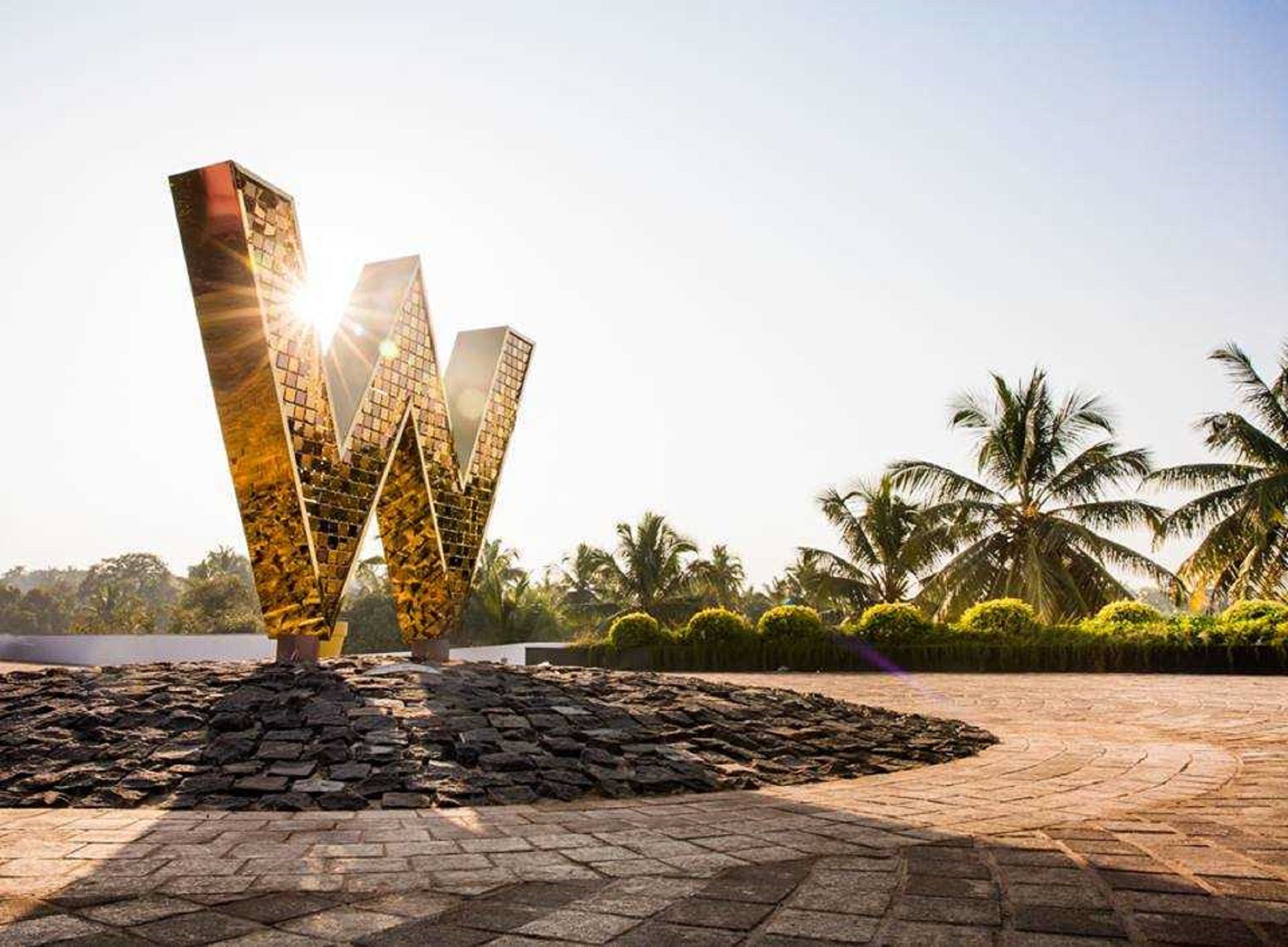 W Goa