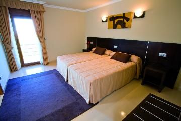 Hotel Cova De Areas