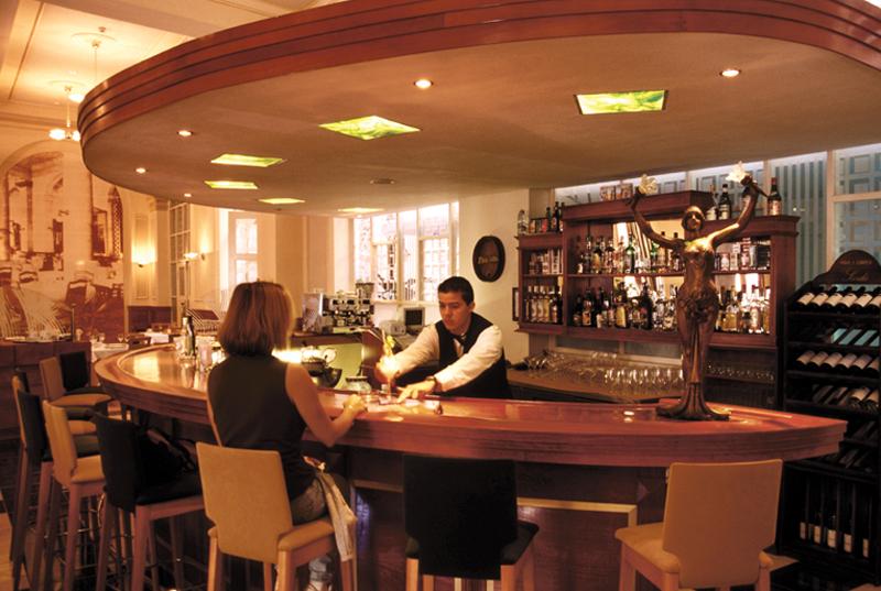 Telégrafo Axel Hotel La Habana