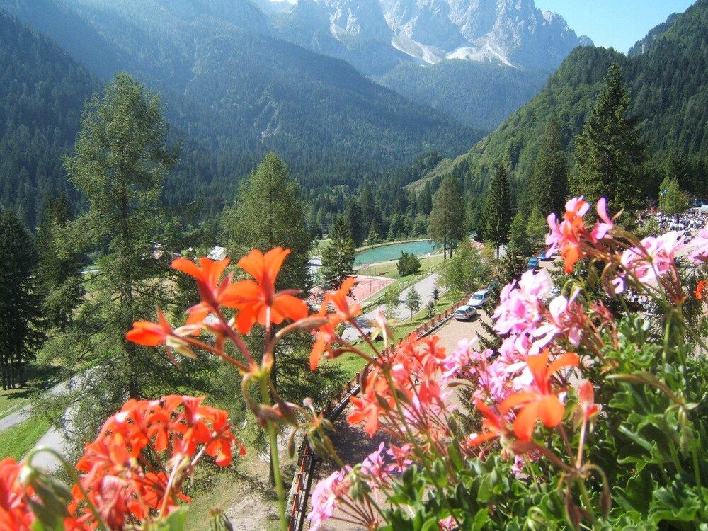 Bella Italia & EFA Village