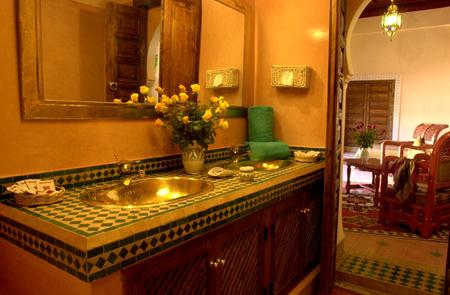 Riad Amina