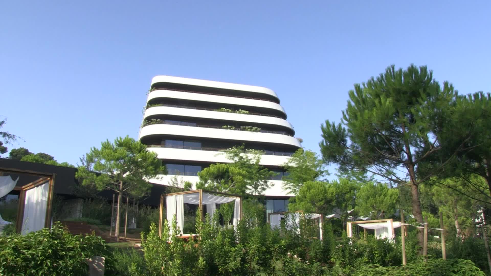 Hotel Lone