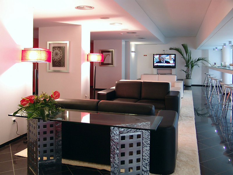 Whe Hotel