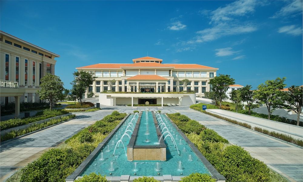 Sheraton Grand Danang Resort