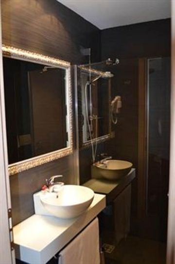 Aiglon Hotel