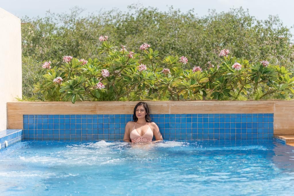 Feathers - A Radha Hotel