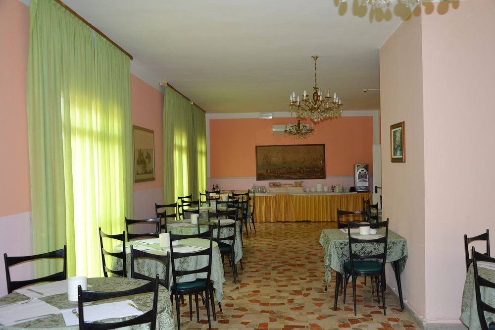 Hotel Britta