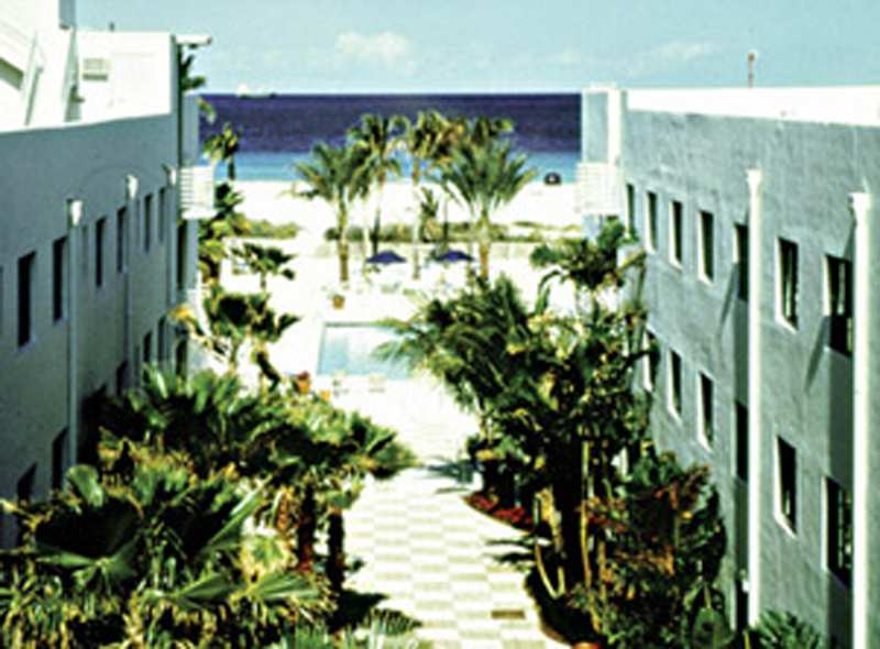 Kimpton Surfcomber Hotel