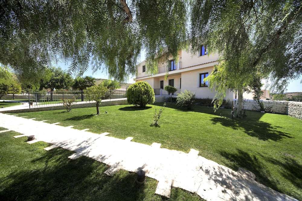 Arucimeli Country House