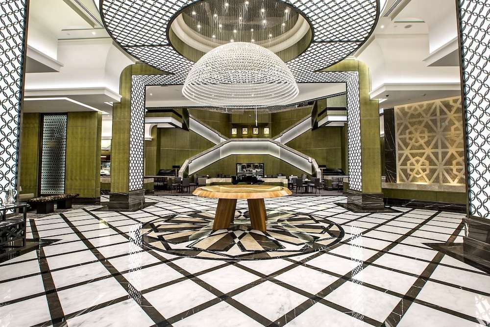 Ayla Grand Hotel