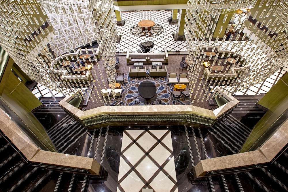 Ayla Grand Hotel