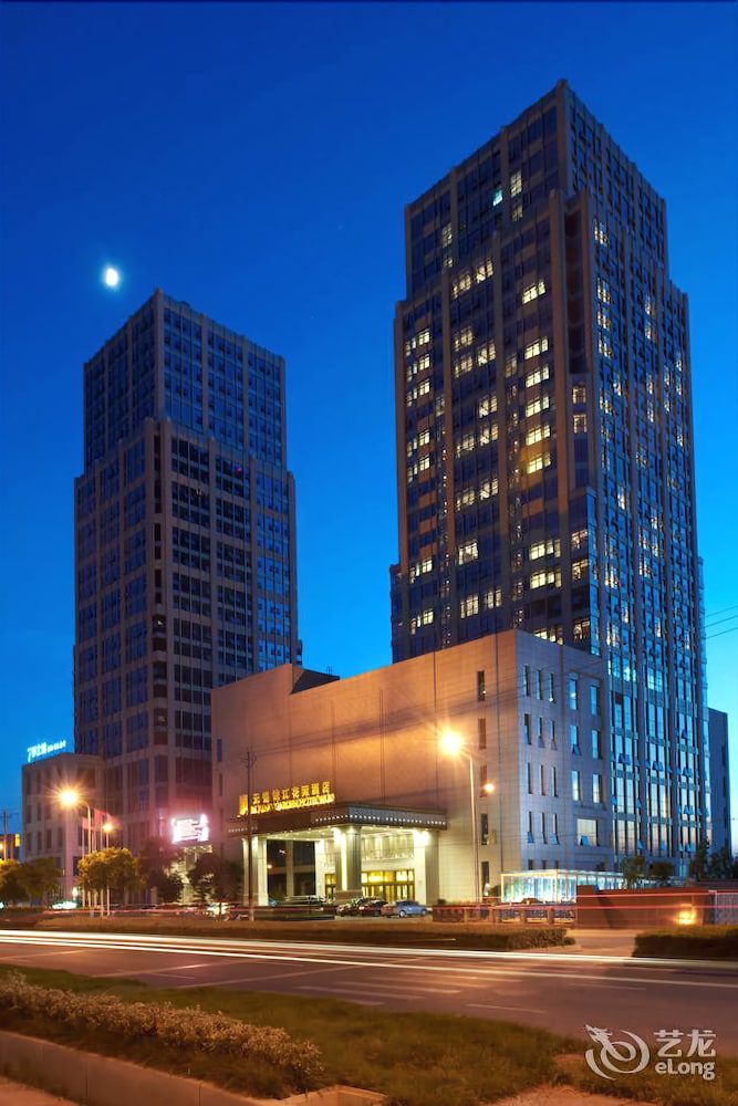 Grand Mercure Wuxi Huishan