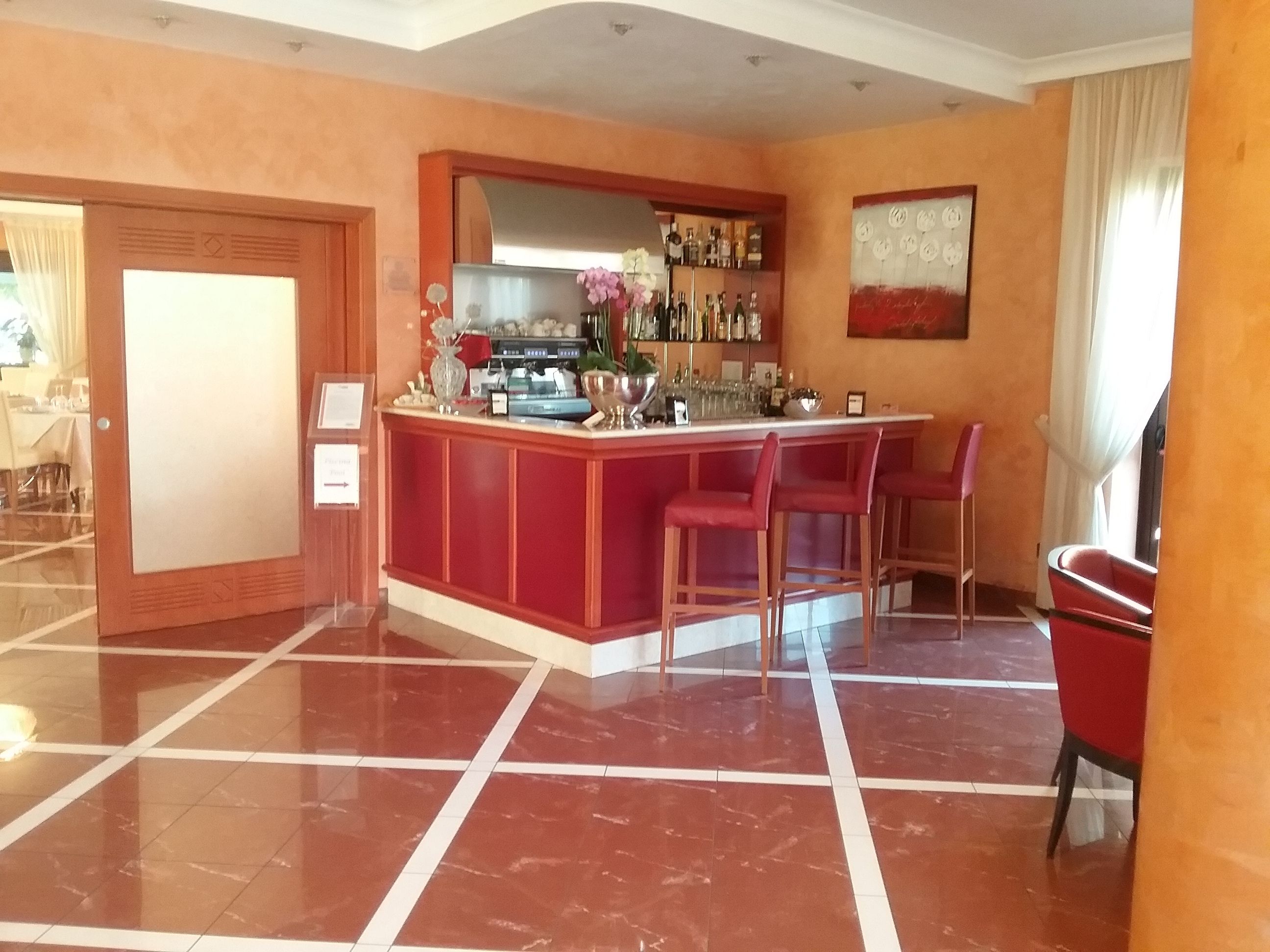 Gullo Hotel