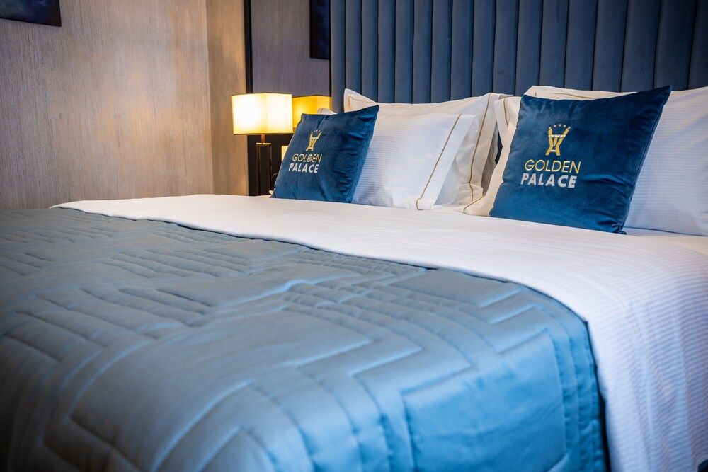 Hotel Golden Palace