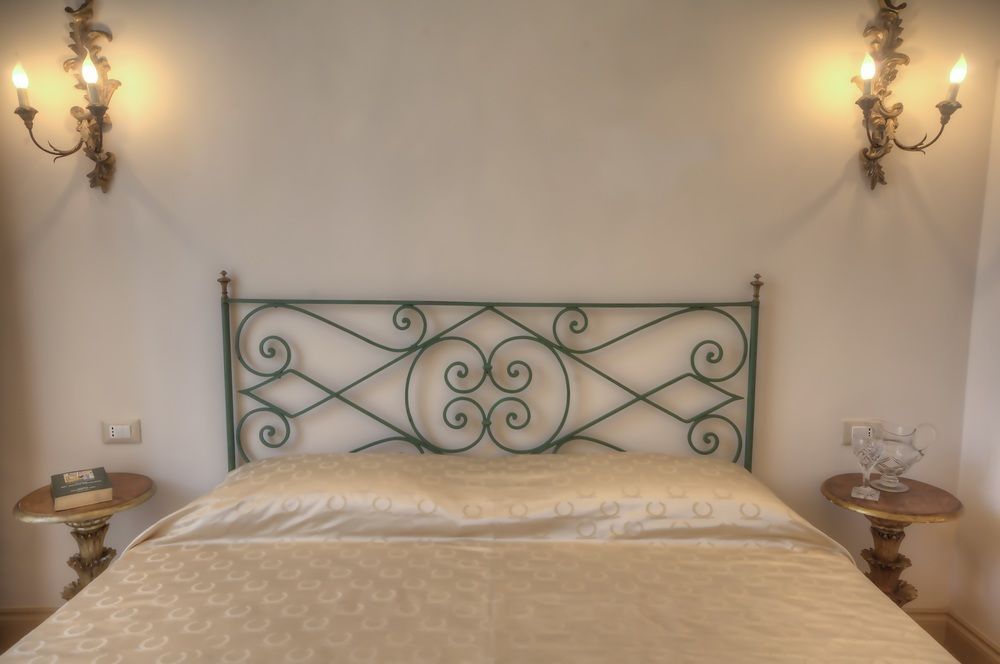 Rome Charming Suites