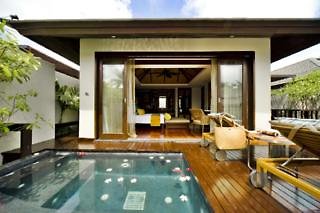 Sareeraya Villas & Suites