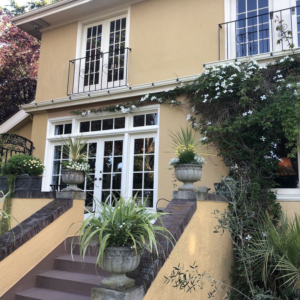 Villa Marco Polo Inn
