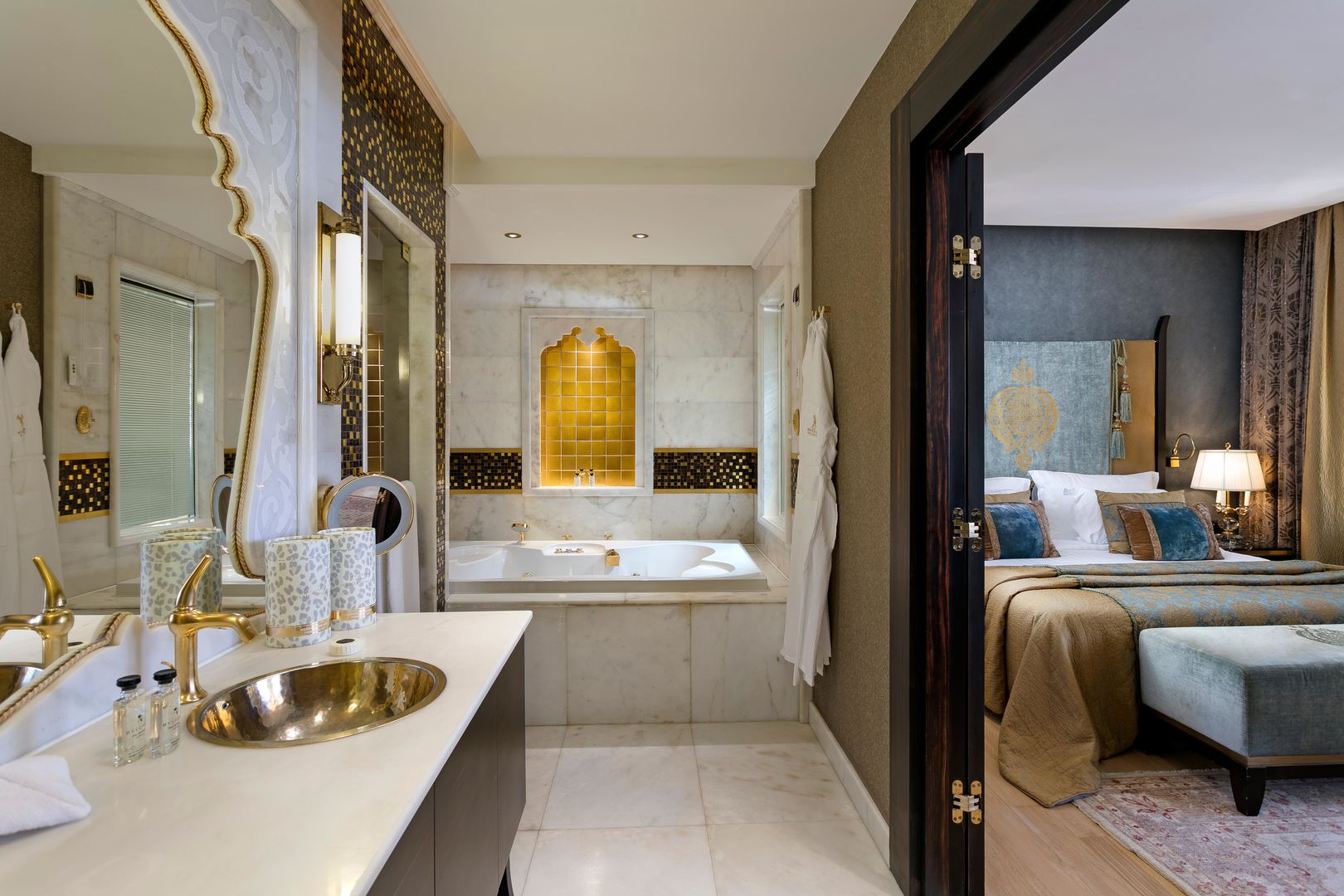 Mardan Palace