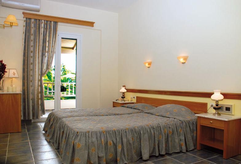 Acharavi Beach Hotel