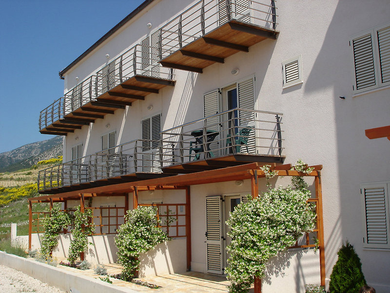 Villa Lara Apartments