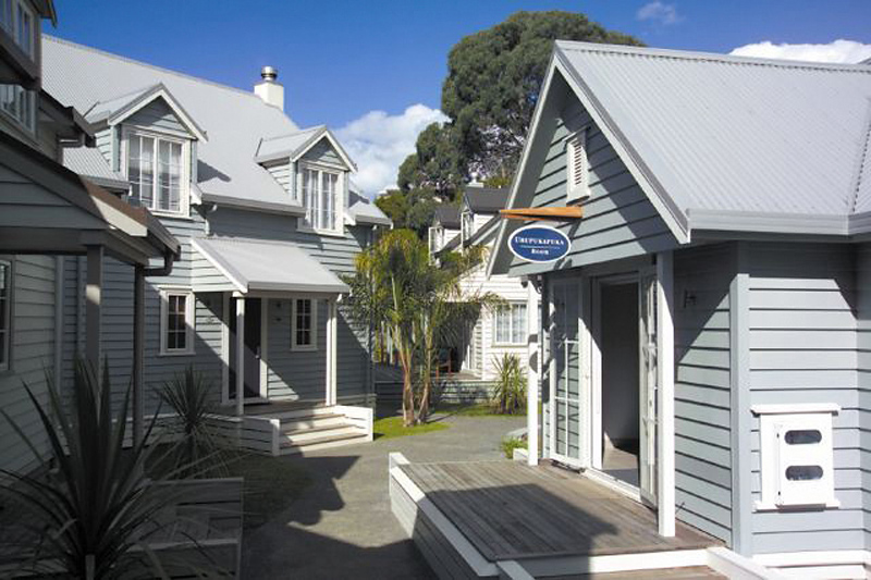 Russell Cottages