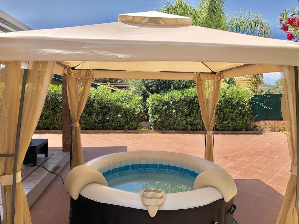 Blu Silence House Brucoli